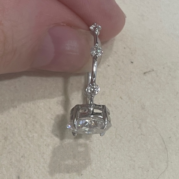 The Mila Ring - 2ct+ Oval Moissanite Ring - Picture 13 of 15